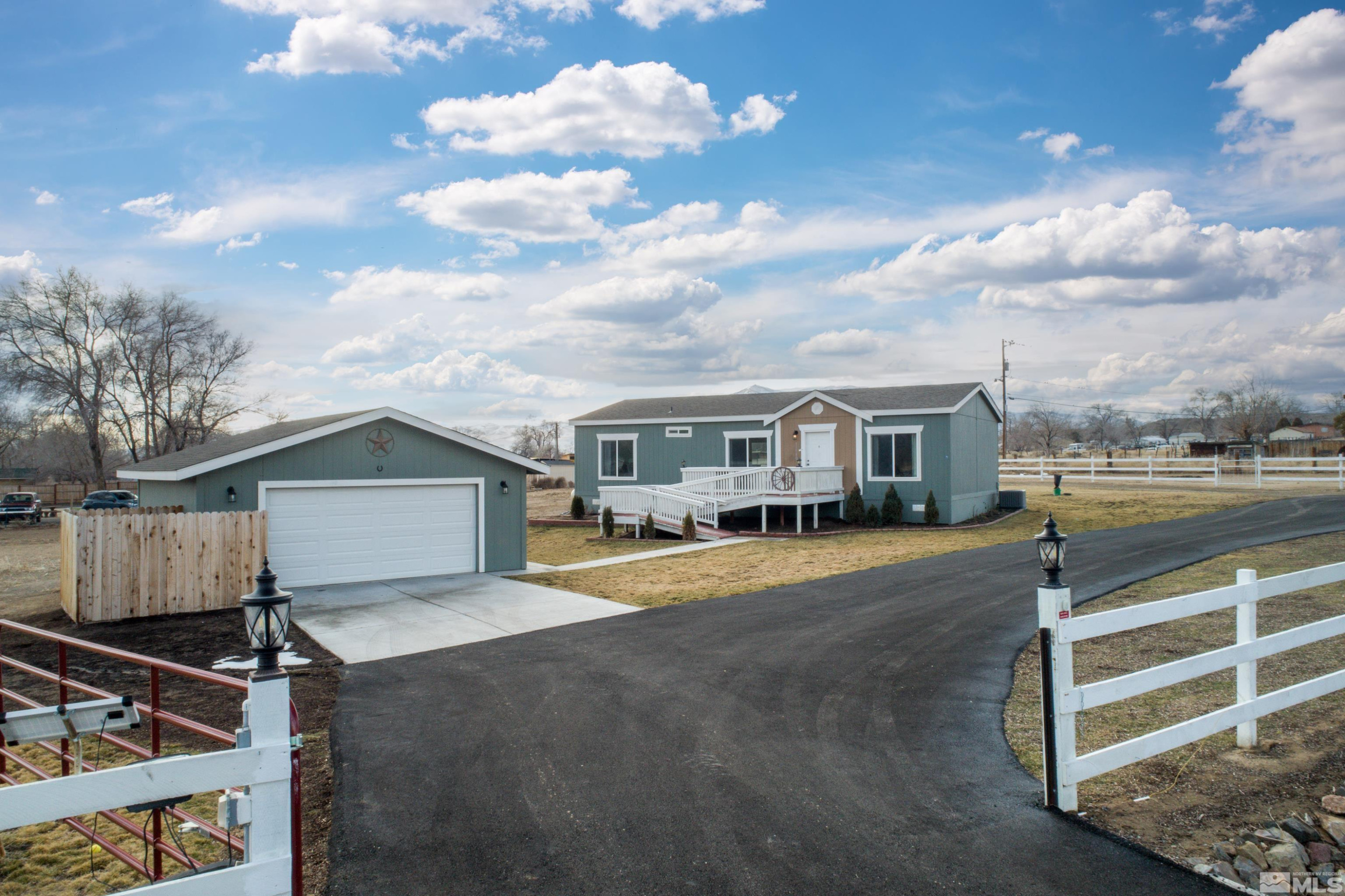 11980 Jean Way Reno, NV 89506 - Photo 4 of 32 Photo 4