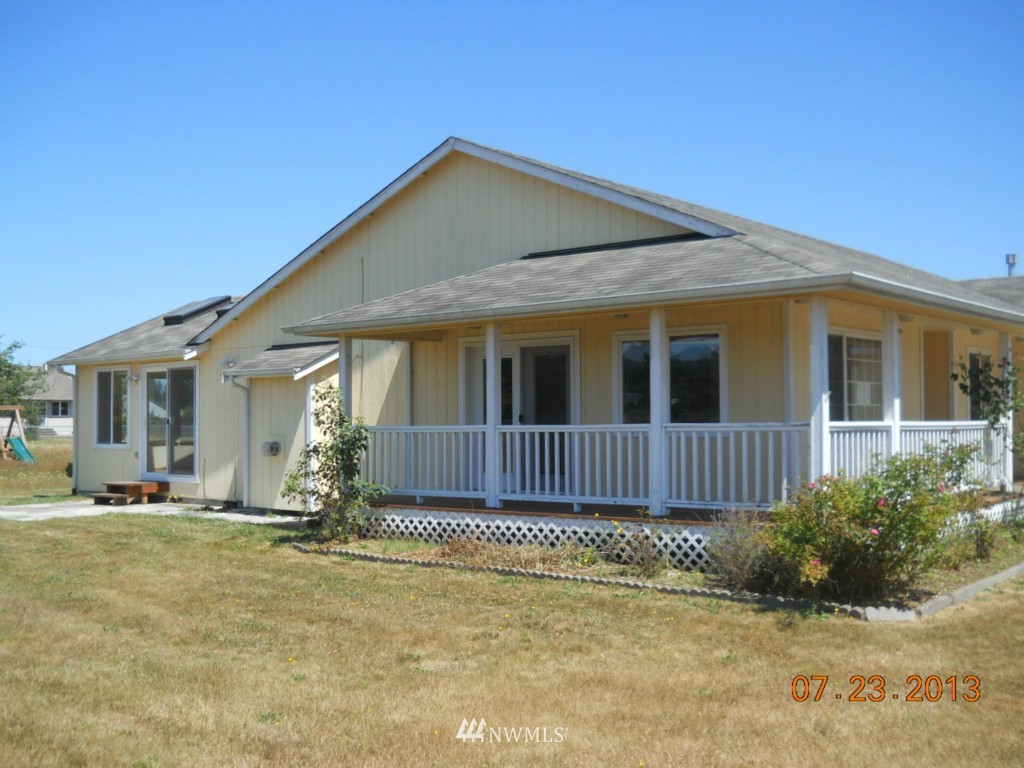 9500 181st Way Southwest Rochester, WA 98579 - Photo 4 of 15