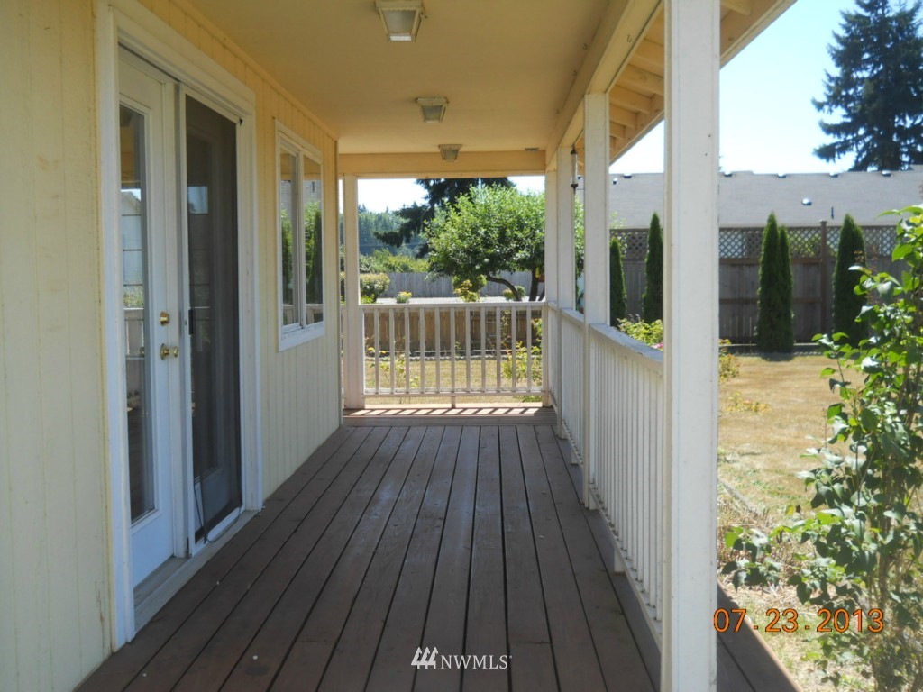 9500 181st Way Southwest Rochester, WA 98579 - Photo 5 of 15