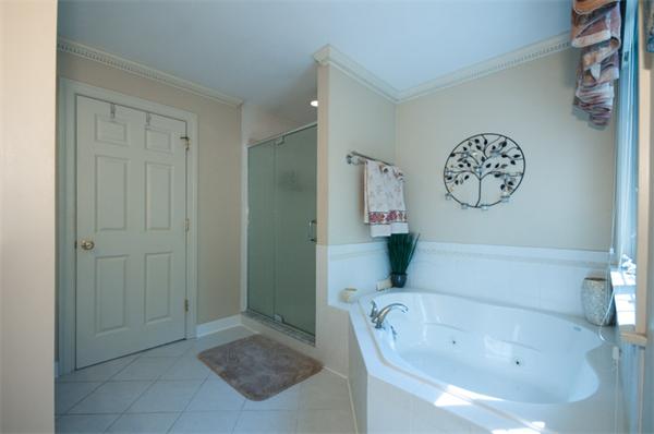 25 Liberty Avenue Lexington, MA 02420 - Photo 14 of 29