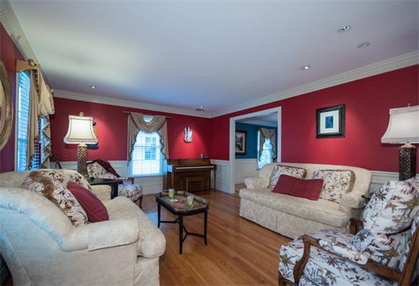 25 Liberty Avenue Lexington, MA 02420 - Photo 3 of 29