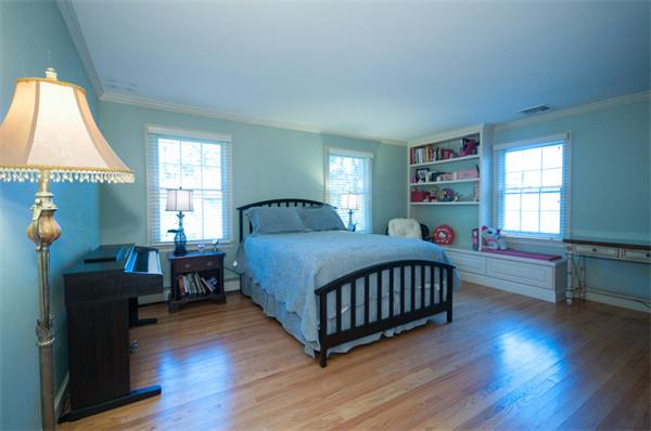 25 Liberty Avenue Lexington, MA 02420 - Photo 10 of 29