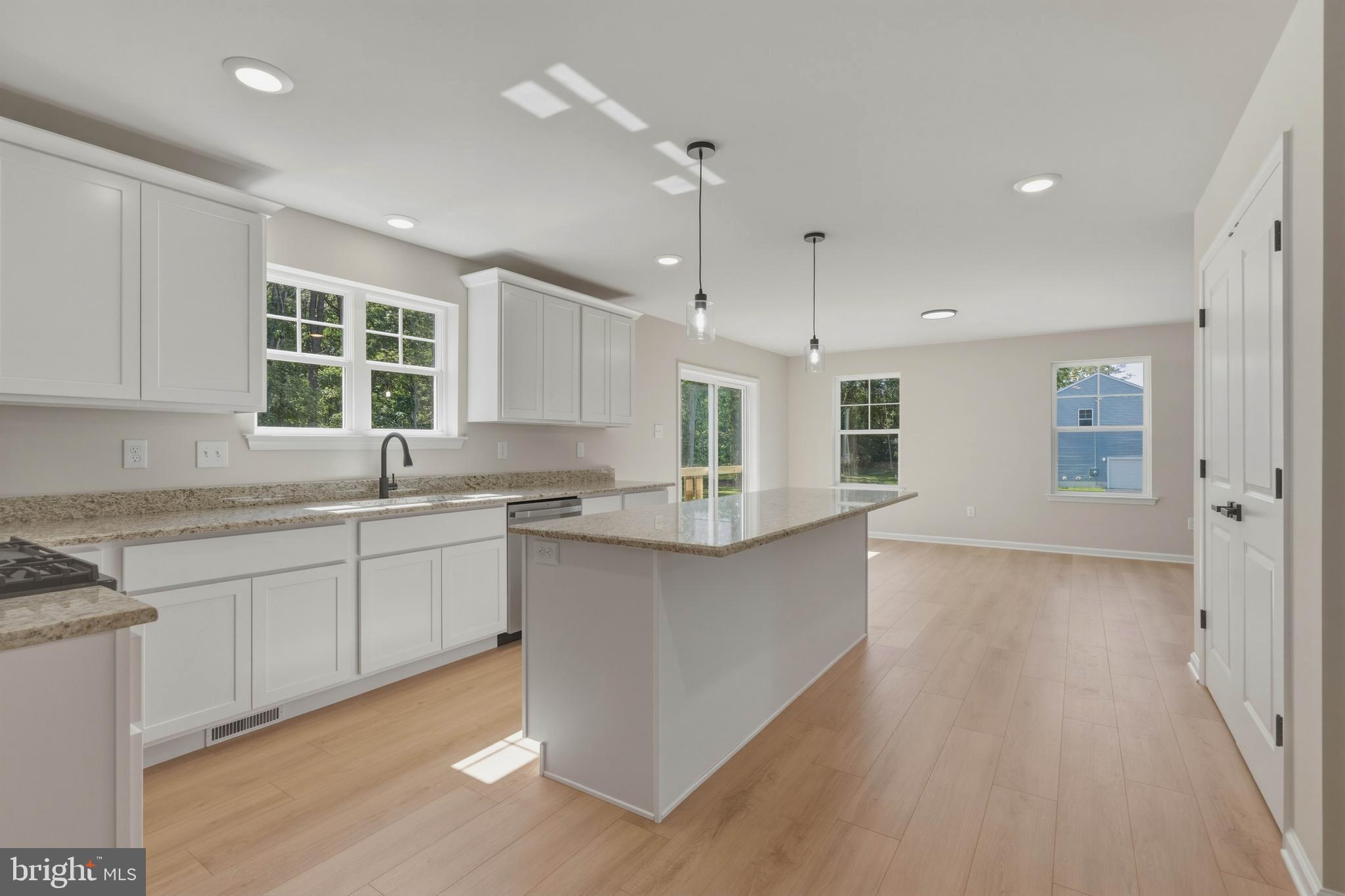 211 Hogbin Road Millville, NJ 08332 - Photo 5 of 45