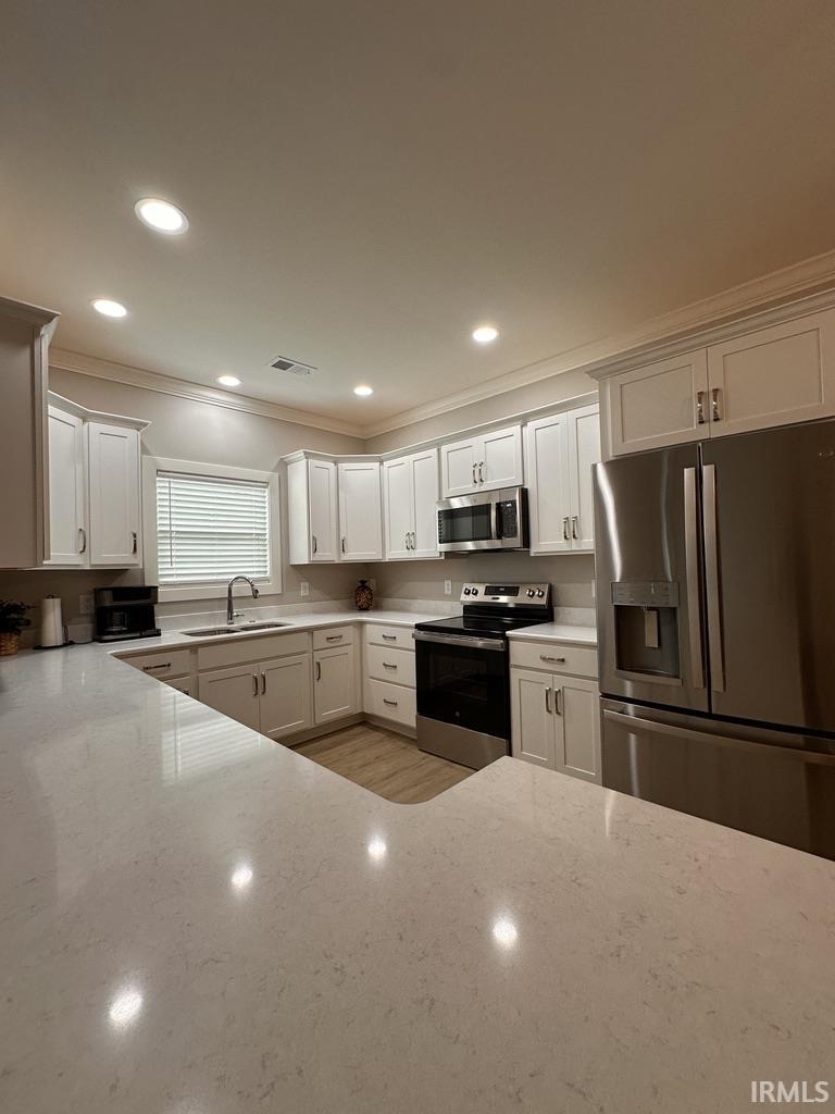 3795 High Pointe Drive Newburgh, IN 47630 - Photo 7 of 21