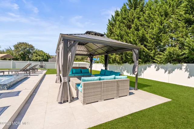 a view of outdoor space yard and patio