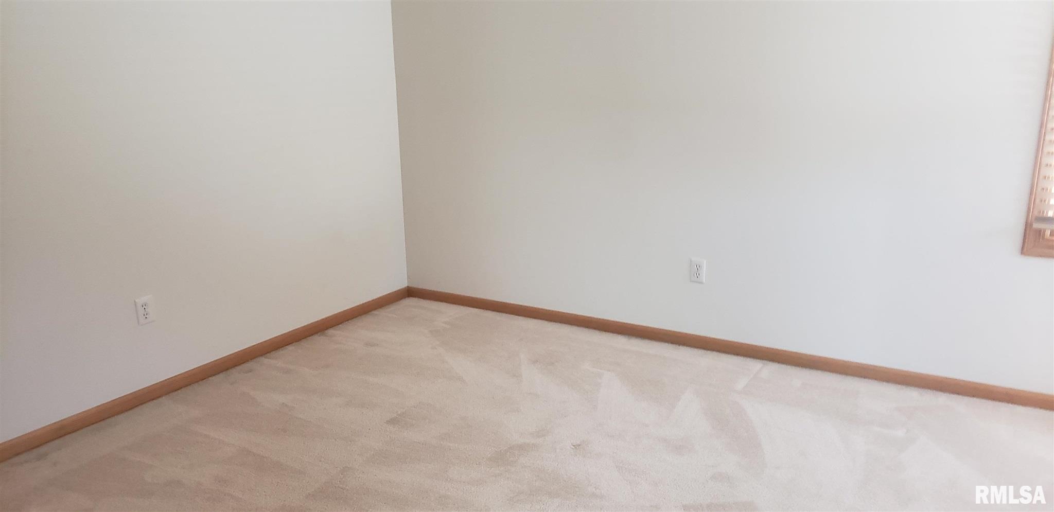 3303 Ashley Lane Springfield, IL 62711 - Photo 13 of 15 Gallery Image 13