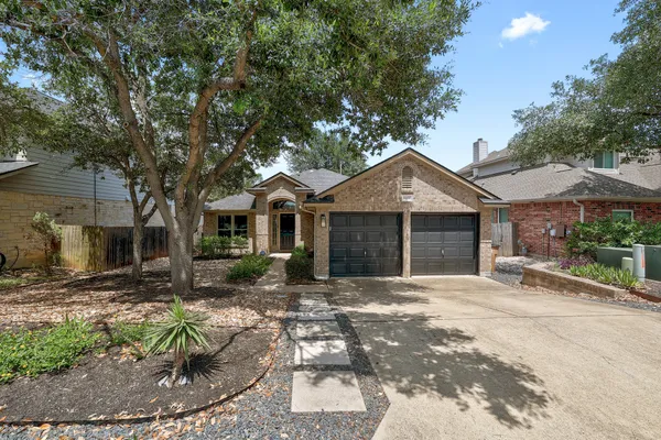 $2,995 | 4920 Hibiscus Valley Drive, Austin, TX 78739
