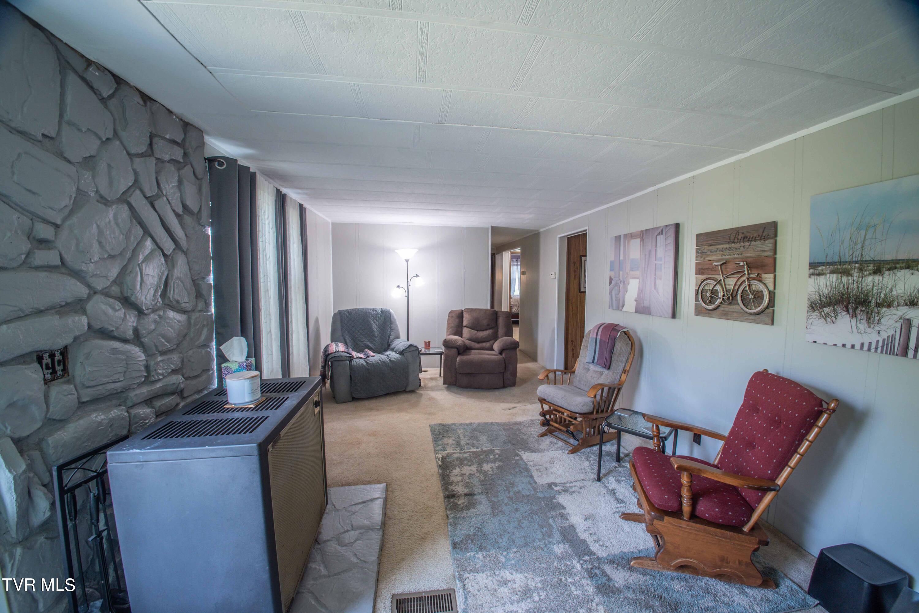 900 Tucker Hollow Road West Fall Branch, TN 37656 - Photo 6 of 22 900 Tucker Hiollow-6