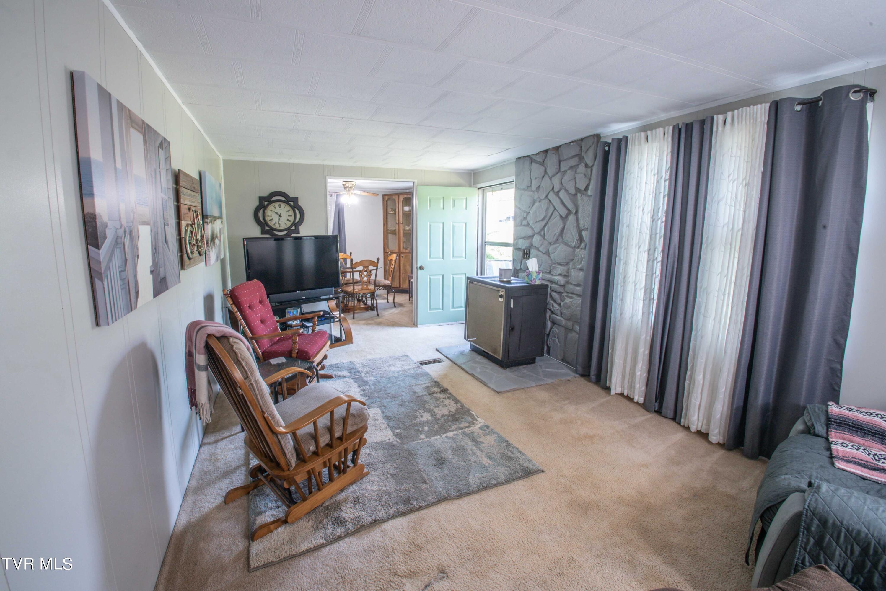 900 Tucker Hollow Road West Fall Branch, TN 37656 - Photo 7 of 22 900 Tucker Hiollow-7