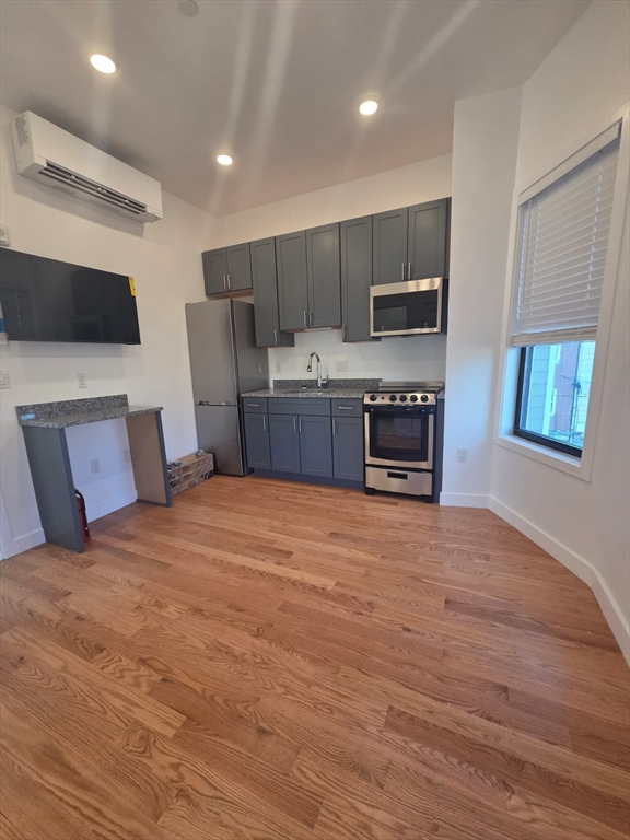 165 Hawthorne Street, Unit 302 Chelsea, MA 02150 - Photo 2 of 10