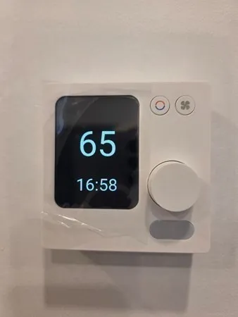 $1,595 | 165 Hawthorne Street, Unit 302, Chelsea, MA 02150