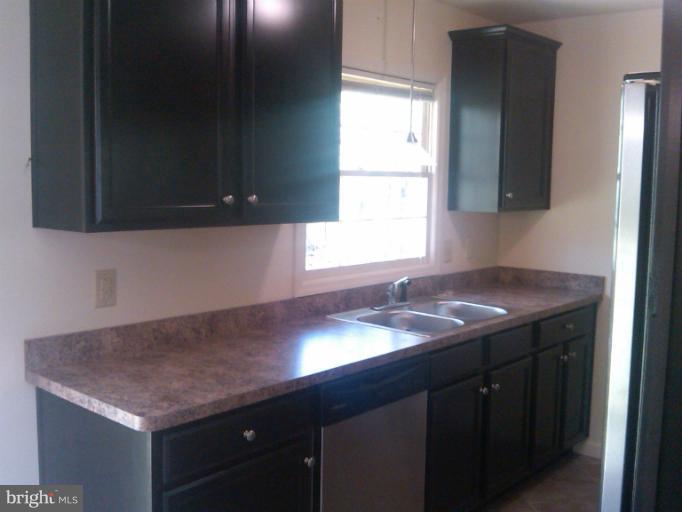 5000 Hawthorne Road La Plata, MD 20646 - Photo 3 of 24 Kitchen