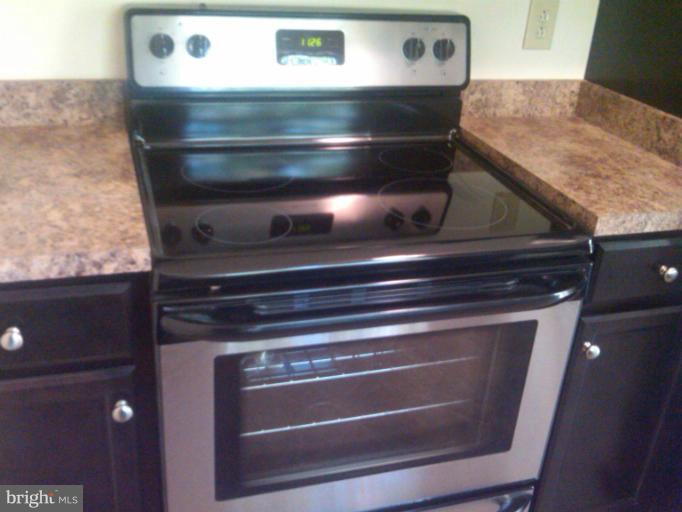 5000 Hawthorne Road La Plata, MD 20646 - Photo 4 of 24 Kitchen
