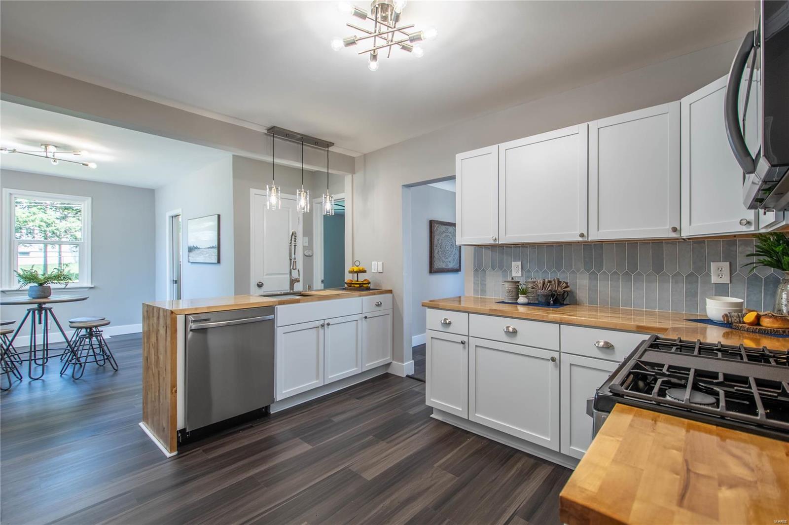 9509 MacKenzie Road St. Louis, MO 63123 - Photo 15 of 44 Gallery Image 15