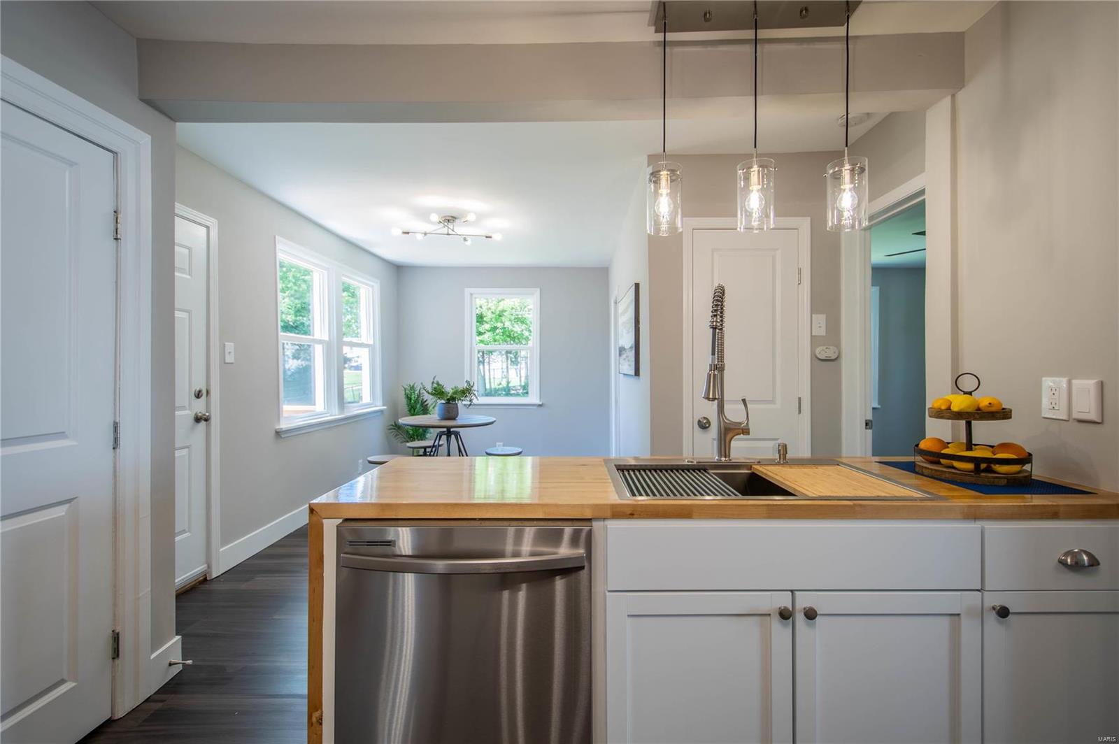 9509 MacKenzie Road St. Louis, MO 63123 - Photo 19 of 44 Gallery Image 19