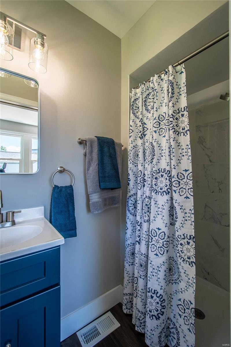 9509 MacKenzie Road St. Louis, MO 63123 - Photo 24 of 44 Gallery Image 24