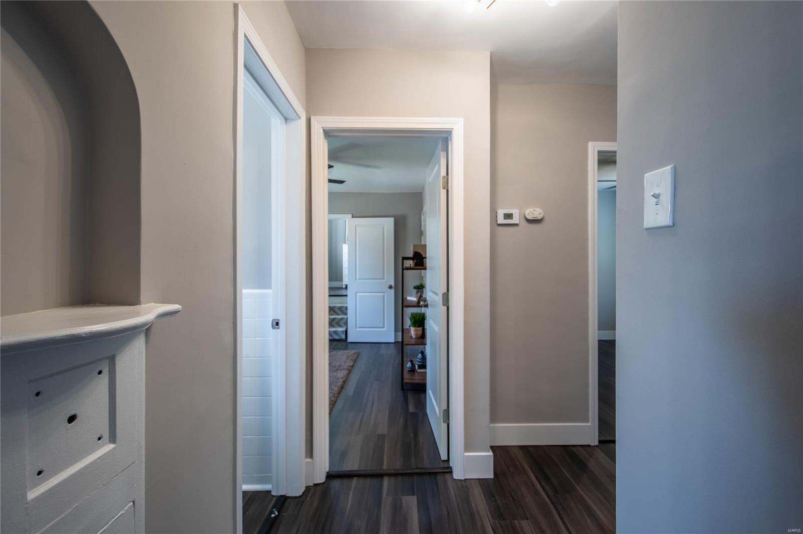 9509 MacKenzie Road St. Louis, MO 63123 - Photo 28 of 44 Gallery Image 28