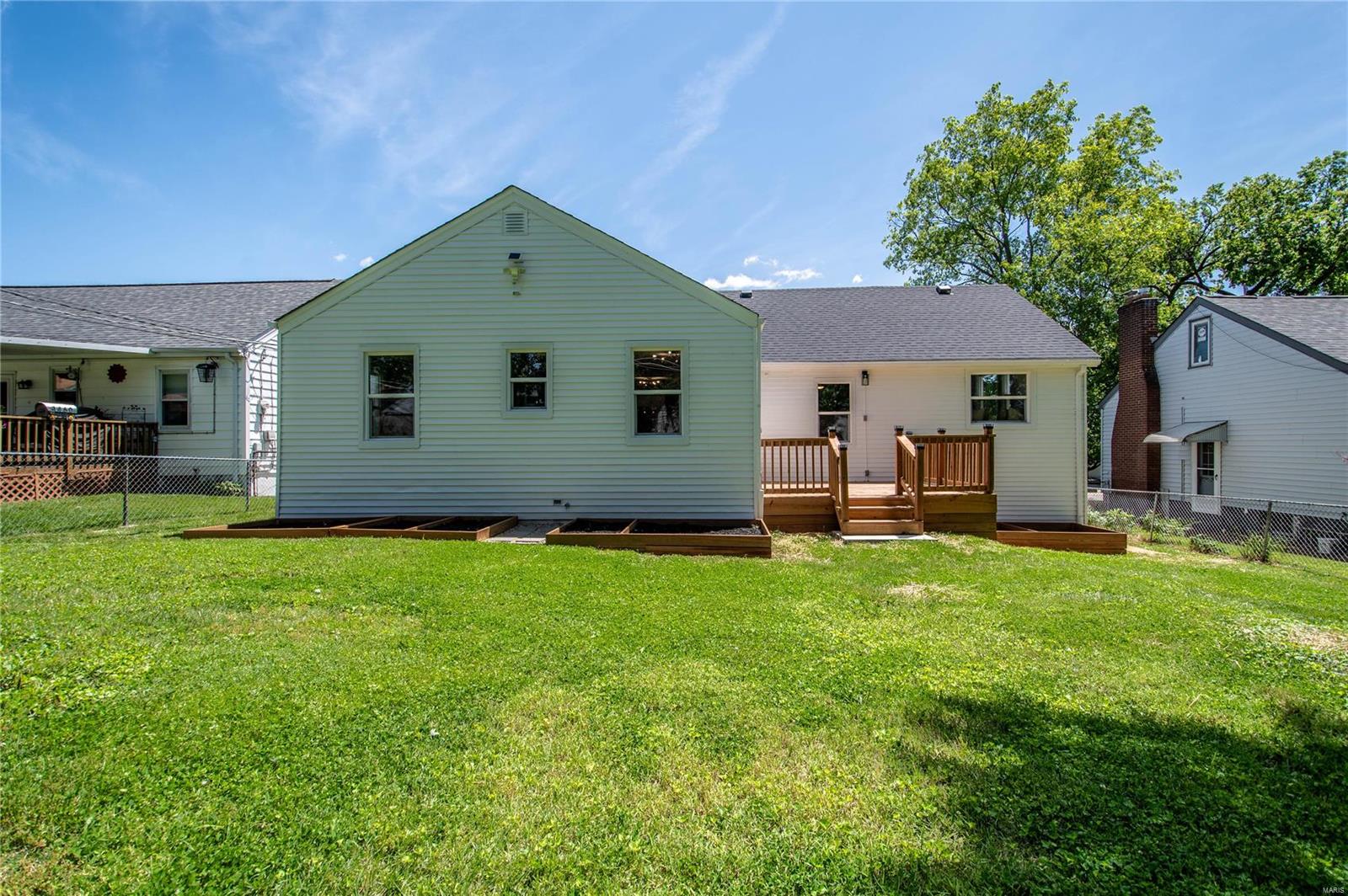 9509 MacKenzie Road St. Louis, MO 63123 - Photo 44 of 44 Gallery Image 44