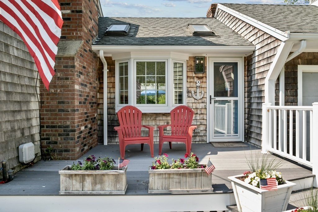 41 Peckham Road Little Compton, RI 02837 - Photo 5 of 50