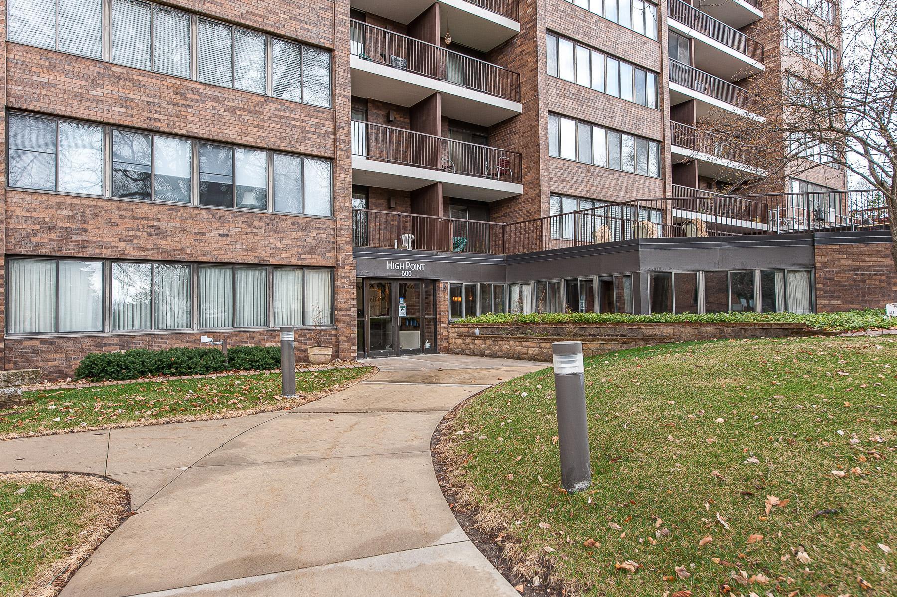 600 4th Street Southwest, Unit 404 Rochester, MN 55902 - Photo 2 of 33 Gallery Image 2