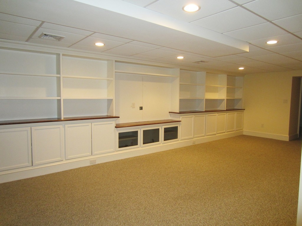 15 Glen Brook Road Wellesley, MA 02481 - Photo 17 of 24 Gallery Image 17