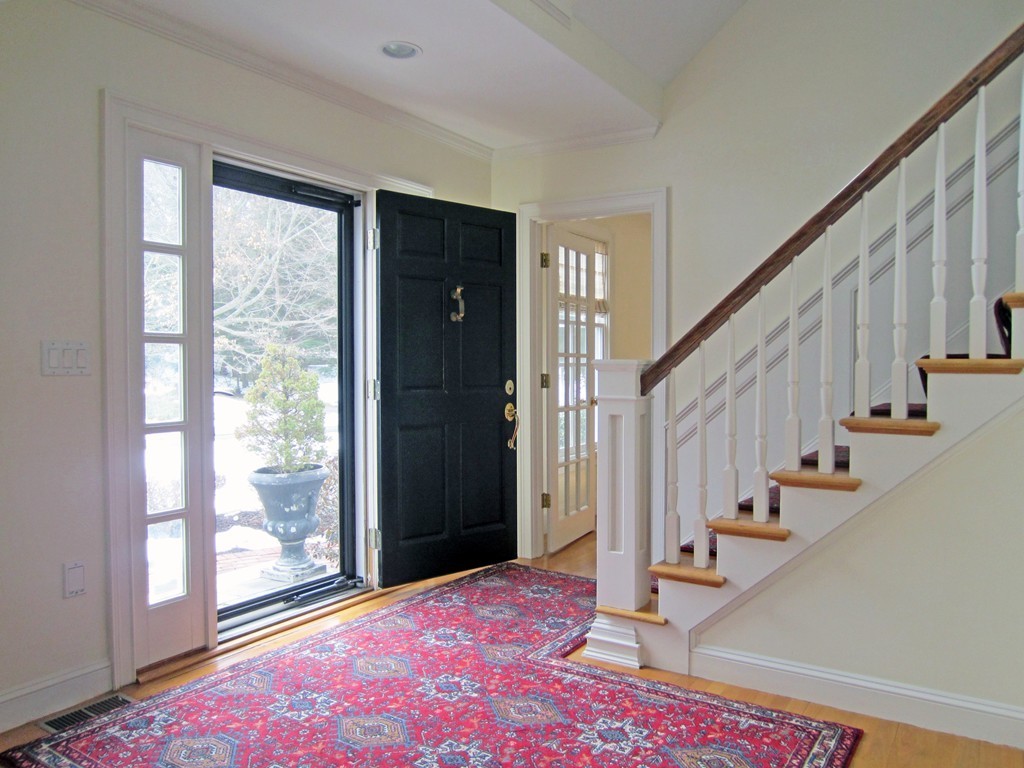 15 Glen Brook Road Wellesley, MA 02481 - Photo 2 of 24 Gallery Image 2