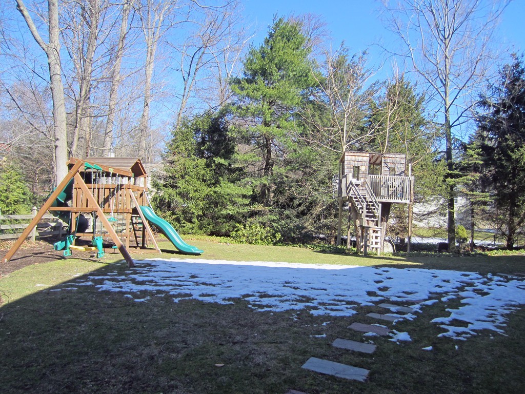 15 Glen Brook Road Wellesley, MA 02481 - Photo 23 of 24 Gallery Image 23