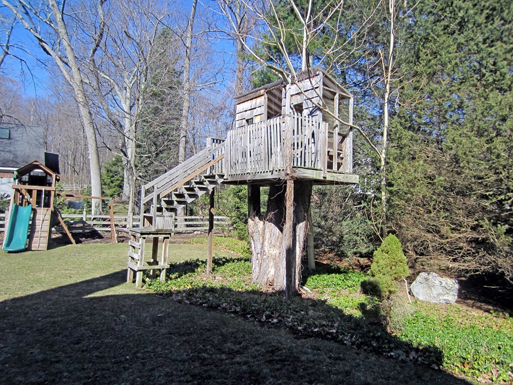 15 Glen Brook Road Wellesley, MA 02481 - Photo 24 of 24 Gallery Image 24