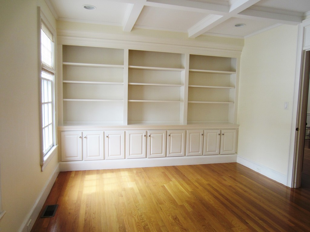 15 Glen Brook Road Wellesley, MA 02481 - Photo 10 of 24 Gallery Image 10