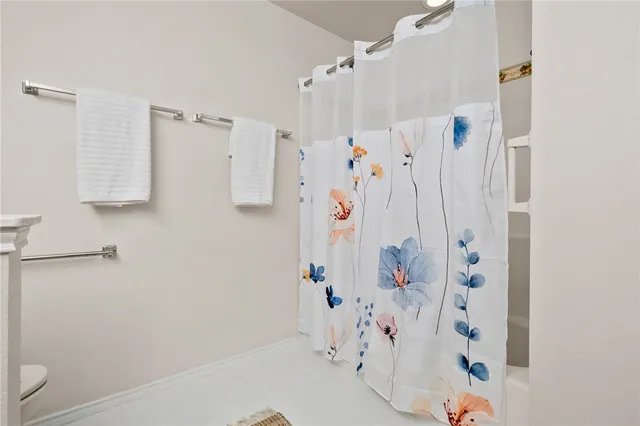 $244,900 | 102 Sugar Creek Drive, Rockport, TX 78382