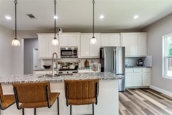 $342,000 | 108 Magnolia Estates Street, Crowley, TX 76036
