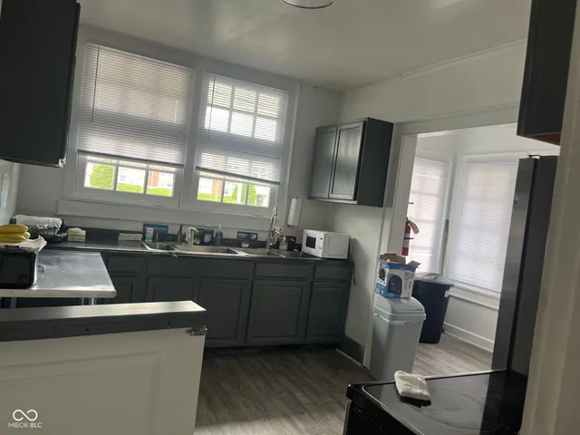 $349,900 | 104 East 38th Street, Indianapolis, IN 46205