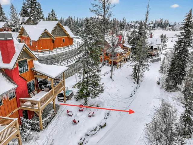 $1,195,000 | 71 Golden Bar Court, Donnelly, ID 83615