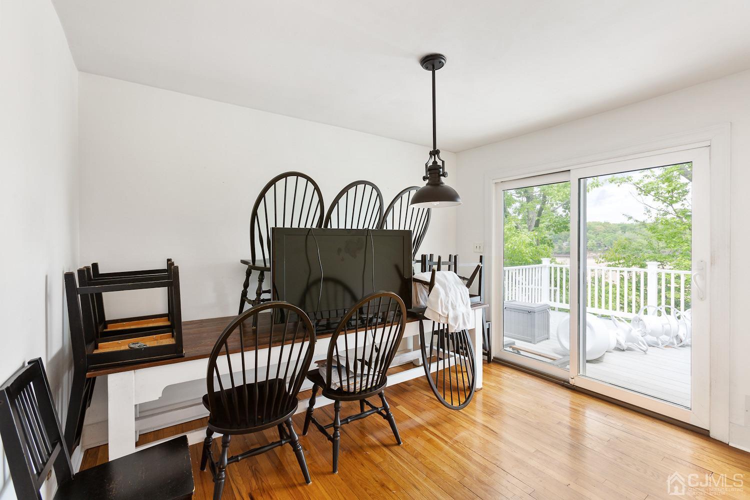 60 Wilcox Road New Brunswick, NJ 08901 - Photo 14 of 25 a view of a chairs and table in the room