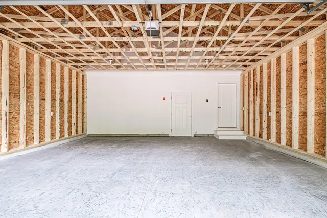 $519,999 | 4 Lochview Drive, Lewiston, ME 04240