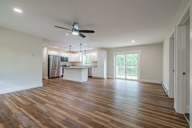 $519,999 | 4 Lochview Drive, Lewiston, ME 04240