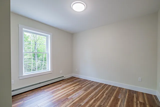 $519,999 | 4 Lochview Drive, Lewiston, ME 04240