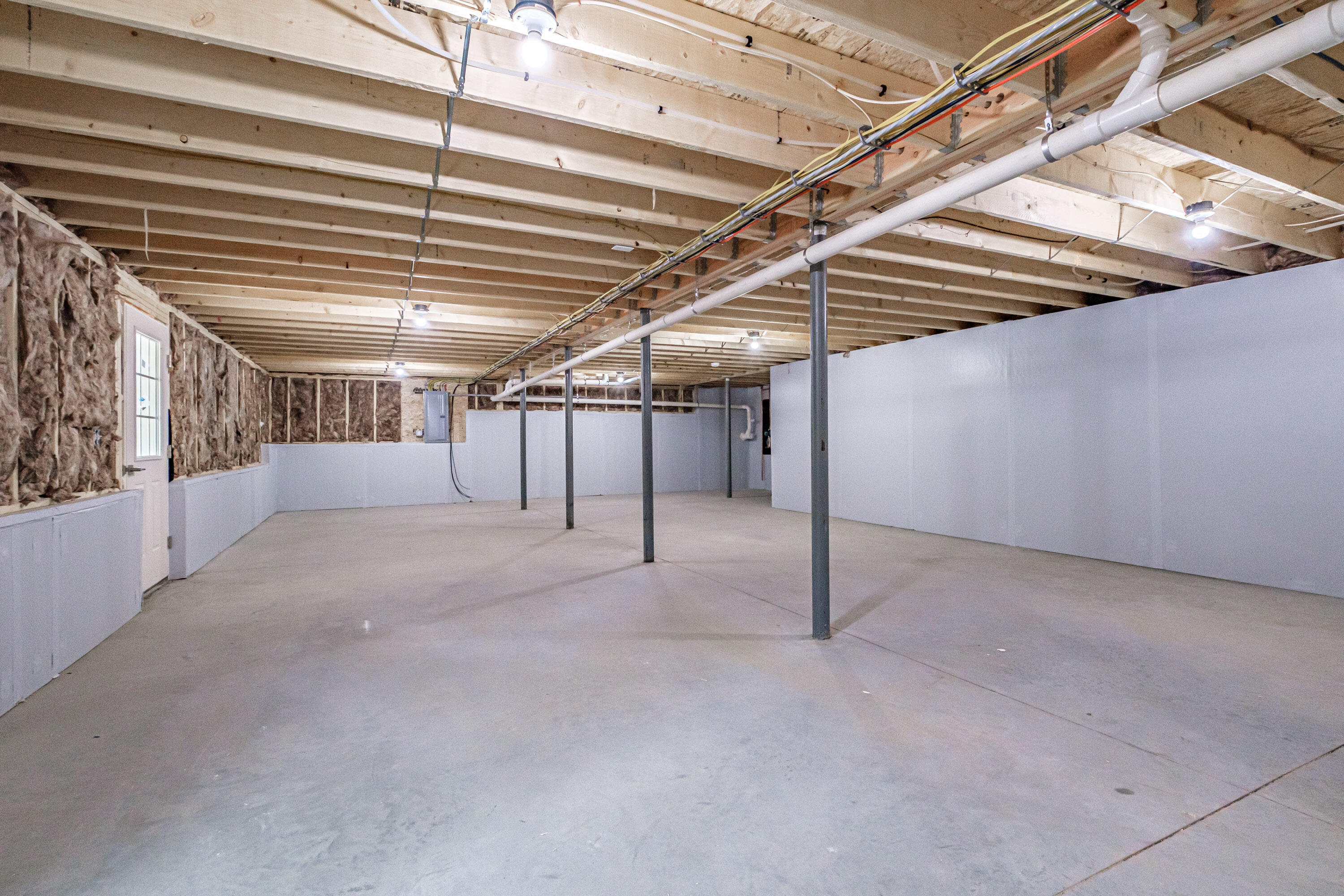 4 Lochview Drive Lewiston, ME 04240 - Photo 42 of 53 20250527gp-64038