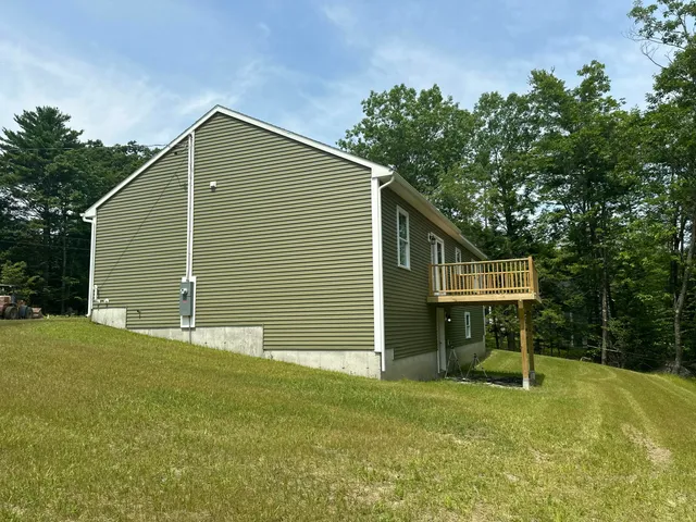 $519,999 | 4 Lochview Drive, Lewiston, ME 04240