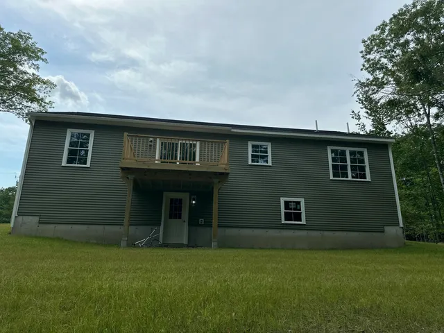 $519,999 | 4 Lochview Drive, Lewiston, ME 04240