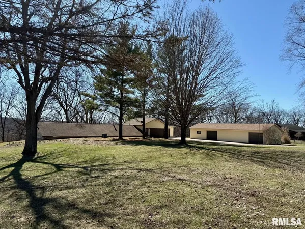 $309,000 | 15290 New Salem Bluff Road, Petersburg, IL 62675