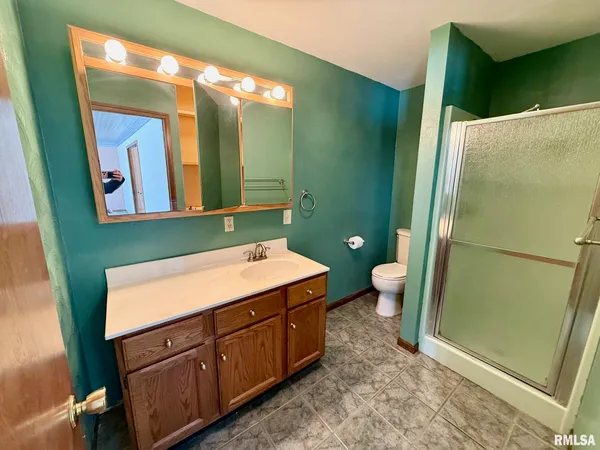 $309,000 | 15290 New Salem Bluff Road, Petersburg, IL 62675