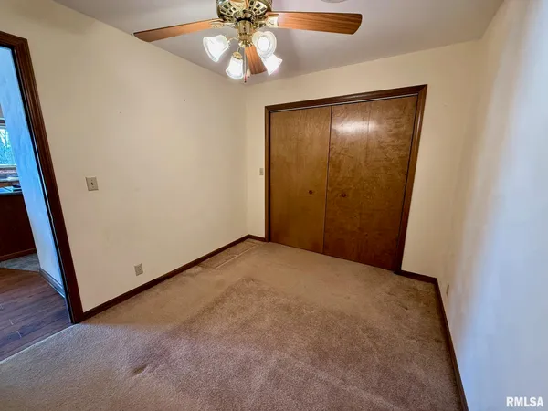 $309,000 | 15290 New Salem Bluff Road, Petersburg, IL 62675