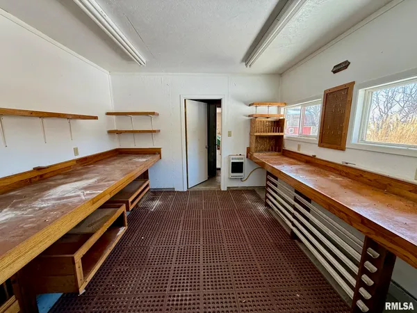 $309,000 | 15290 New Salem Bluff Road, Petersburg, IL 62675