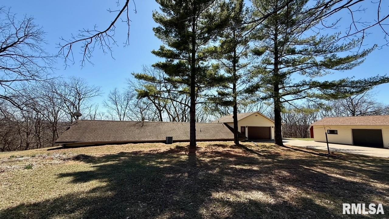 15290 New Salem Bluff Road Petersburg, IL 62675 - Photo 47 of 51