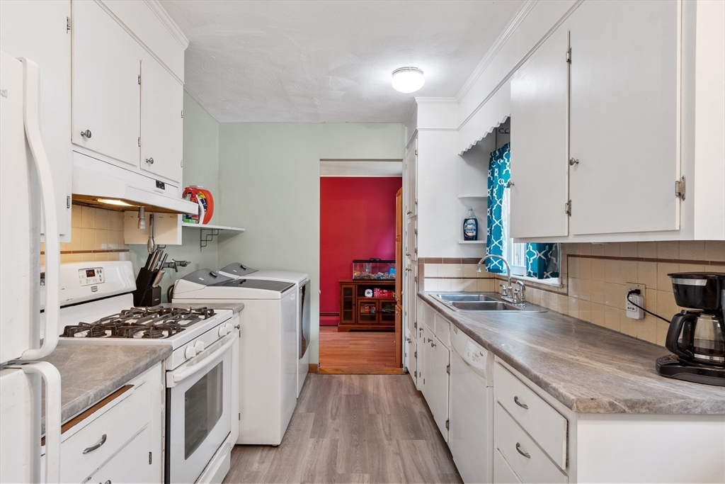 9 Rambler Road Methuen, MA 01844 - Photo 11 of 26 Gallery Image 11
