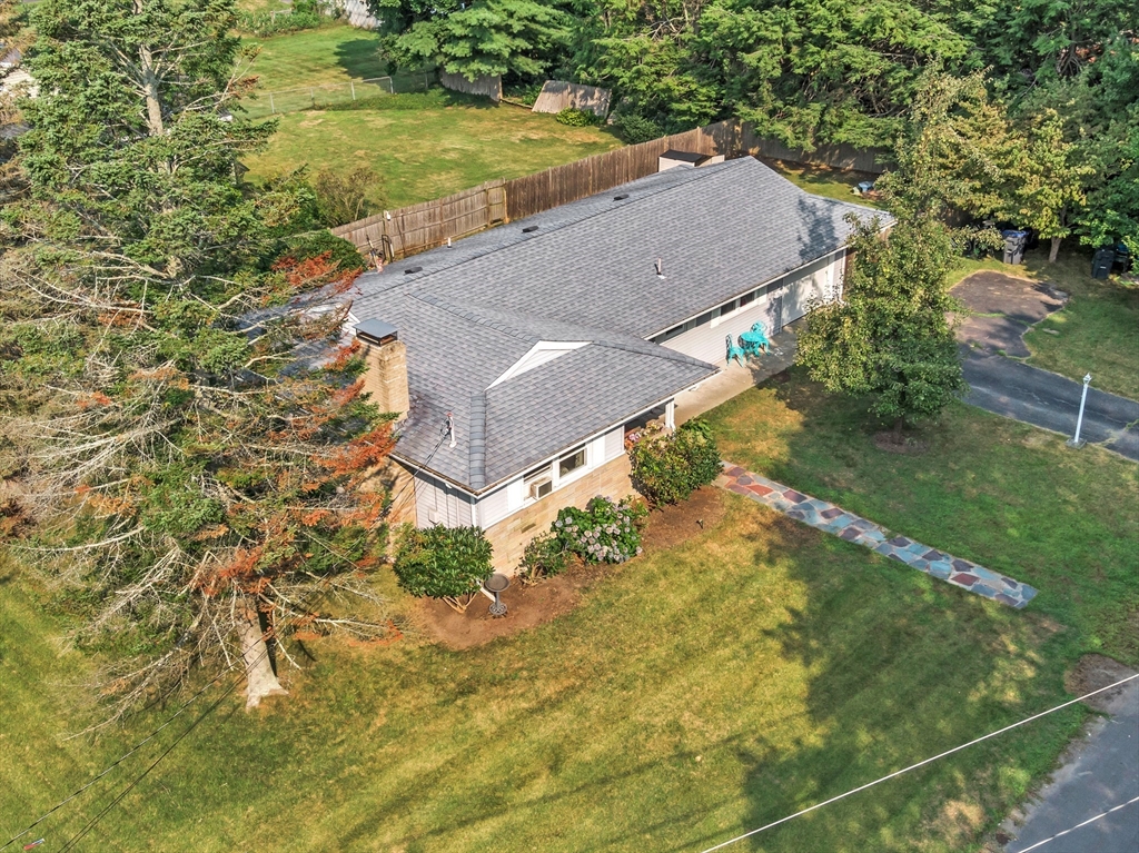 9 Rambler Road Methuen, MA 01844 - Photo 4 of 26 Gallery Image 4