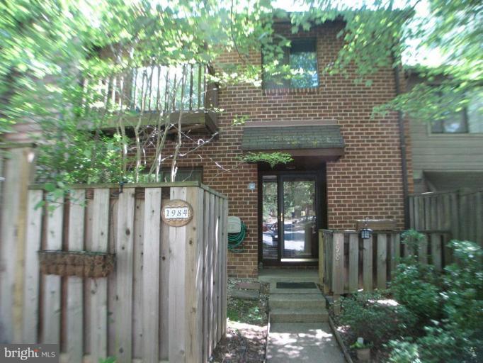 1984 Winterport Cluster Reston, VA 20191 - Photo 1 of 21 Exterior (Main)