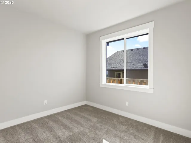 $599,900 | 2213 East Juniper Circle, Unit 17, La Center, WA 98629