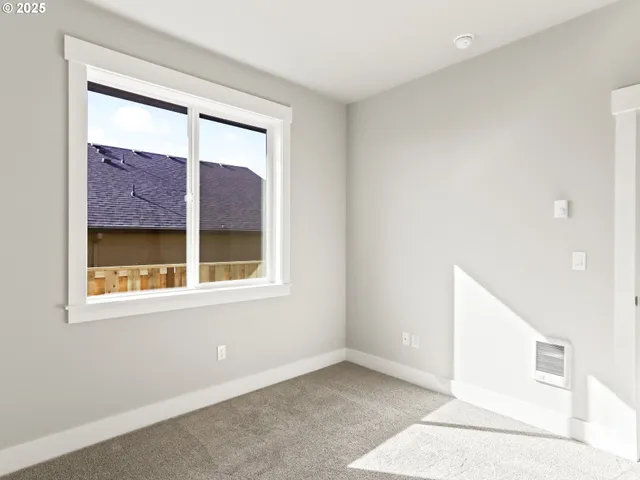 $599,900 | 2213 East Juniper Circle, Unit 17, La Center, WA 98629